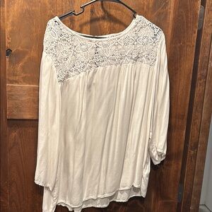 White long sleeve dress shirt